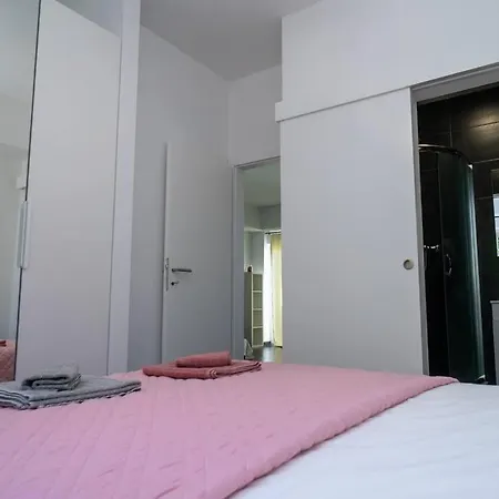 Apartment A1 With Private Pool Trogir