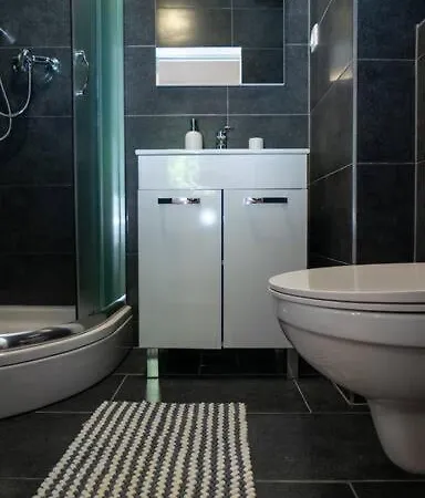 A1 With Private Pool